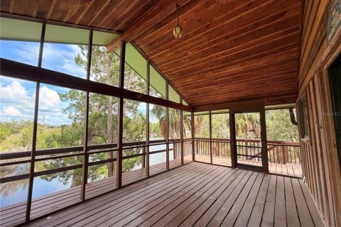 Casa en venta en Crystal River, Florida, 2 dormitorios, 111.48 m2 № 2388234 - foto 3