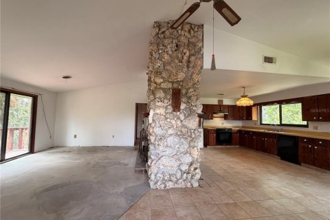 Casa en venta en Crystal River, Florida, 2 dormitorios, 111.48 m2 № 2388234 - foto 15