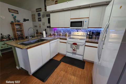 Купить виллу или дом в Сарасота, Флорида 7 комнат, 140.75м2, № 1838863 - фото 10