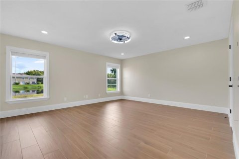 Villa ou maison à louer à Orlando, Floride: 3 chambres, 157.19 m2 № 2344815 - photo 10