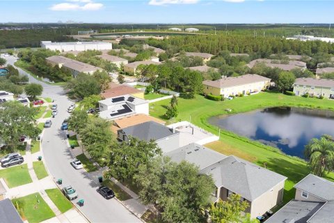 Villa ou maison à louer à Orlando, Floride: 3 chambres, 157.19 m2 № 2344815 - photo 30