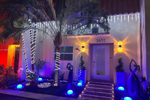 Condo in North Miami Beach, Florida, 2 bedrooms № 2057184 - photo 26