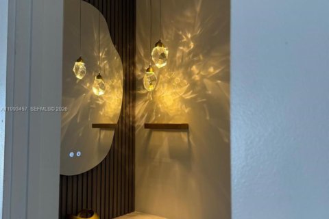 Condo in North Miami Beach, Florida, 2 bedrooms № 2057184 - photo 22