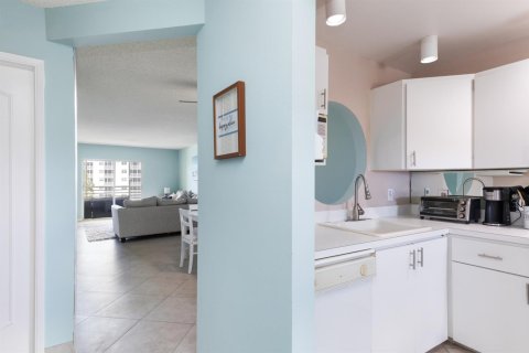 Condominio en venta en Pompano Beach, Florida, 2 dormitorios, 91.04 m2 № 2187411 - foto 5