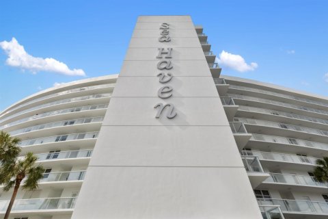 Condominio en venta en Pompano Beach, Florida, 2 dormitorios, 91.04 m2 № 2187411 - foto 3
