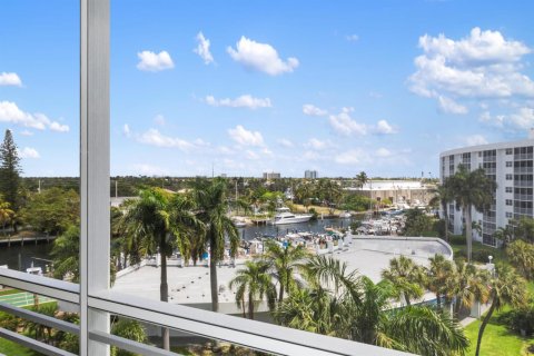 Condominio en venta en Pompano Beach, Florida, 2 dormitorios, 91.04 m2 № 2187411 - foto 17