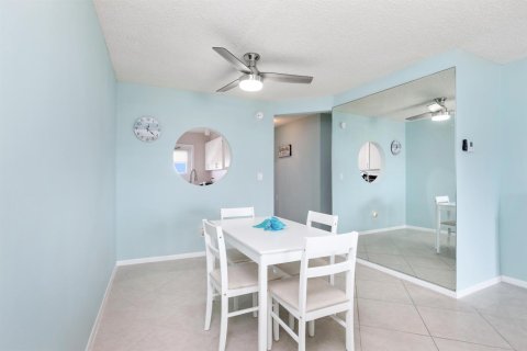 Condominio en venta en Pompano Beach, Florida, 2 dormitorios, 91.04 m2 № 2187411 - foto 28