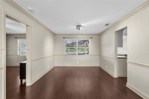 Villa ou maison à louer à Oakland Park, Floride: 3 chambres, 160.07 m2 № 1946424 - photo 8