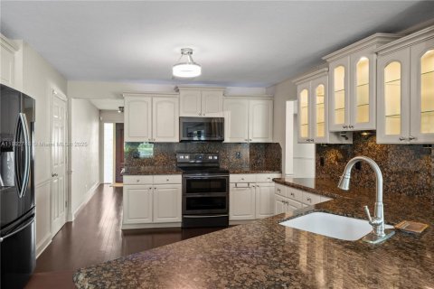 Villa ou maison à louer à Oakland Park, Floride: 3 chambres, 160.07 m2 № 1946424 - photo 22
