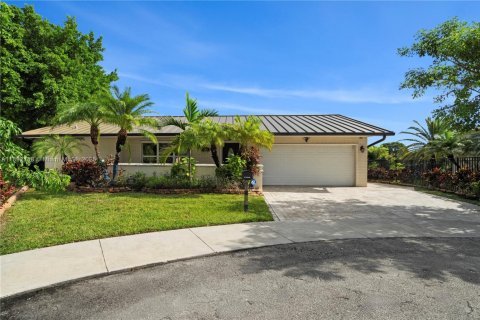 Villa ou maison à louer à Oakland Park, Floride: 3 chambres, 160.07 m2 № 1946424 - photo 3