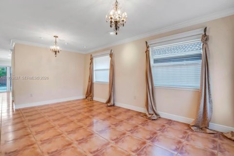 Villa ou maison à louer à Miami, Floride: 3 chambres, 151.9 m2 № 2010906 - photo 6