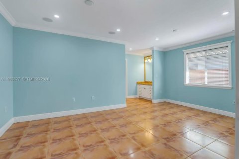 Villa ou maison à louer à Miami, Floride: 3 chambres, 151.9 m2 № 2010906 - photo 21