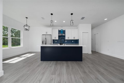 House in Palm Bay, Florida 4 bedrooms, 172.43 sq.m. № 1795340 - photo 23