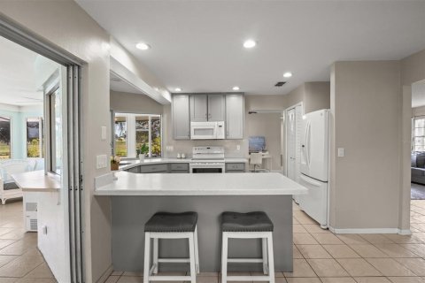House in Sebring, Florida 3 bedrooms, 177.54 sq.m. № 1918861 - photo 16