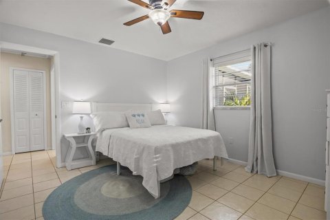 House in Sebring, Florida 3 bedrooms, 177.54 sq.m. № 1918861 - photo 11