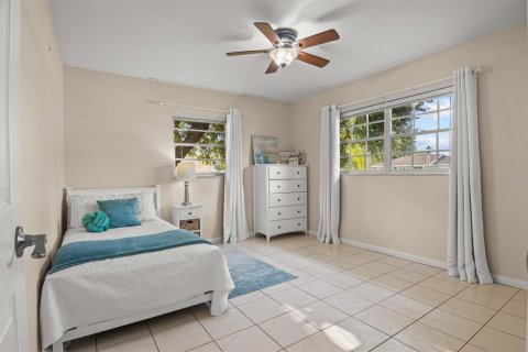 House in Sebring, Florida 3 bedrooms, 177.54 sq.m. № 1918861 - photo 7