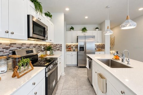 Villa ou maison à louer à Haines City, Floride: 3 chambres, 133.78 m2 № 2420384 - photo 6