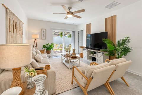 Villa ou maison à louer à Haines City, Floride: 3 chambres, 133.78 m2 № 2420384 - photo 4