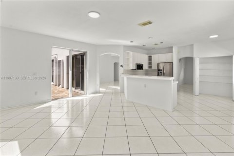 Casa en venta en Pembroke Pines, Florida, 4 dormitorios, 248.79 m2 № 2047752 - foto 18
