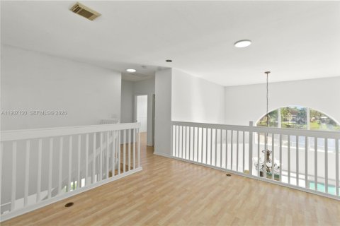 Casa en venta en Pembroke Pines, Florida, 4 dormitorios, 248.79 m2 № 2047752 - foto 27