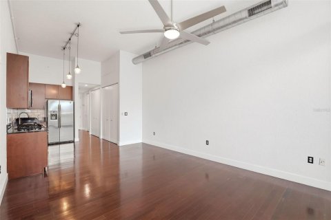 Copropriété à louer à Orlando, Floride: 48.77 m2 № 2105360 - photo 8