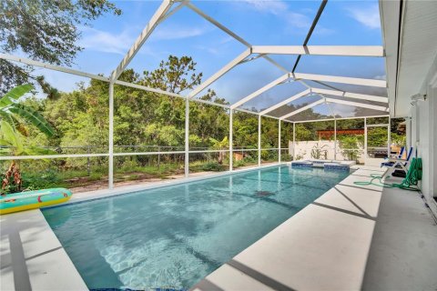 House in Poinciana, Florida 4 bedrooms, 138.33 sq.m. № 1798552 - photo 2