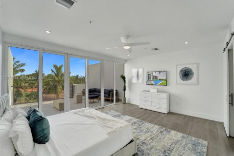 Touwnhouse à louer à Fort Lauderdale, Floride: 4 chambres, 223.43 m2 № 2322039 - photo 3