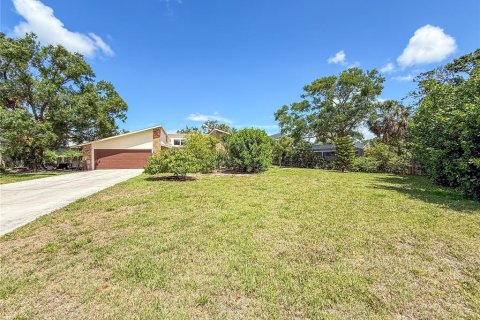 House in Bradenton, Florida 3 bedrooms, 237.27 sq.m. № 1682964 - photo 3