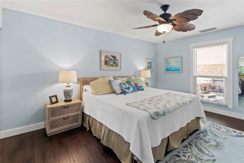 House in Bradenton, Florida 3 bedrooms, 237.27 sq.m. № 1682964 - photo 8