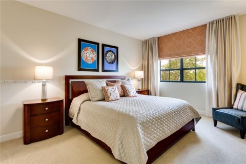 Condo in Coral Gables, Florida, 2 bedrooms  № 1384377 - photo 10