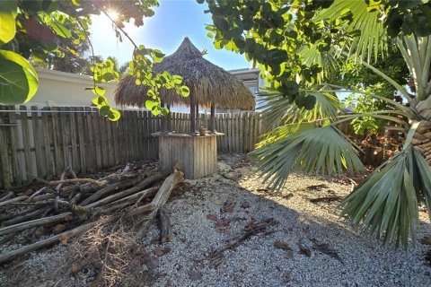 Villa ou maison à vendre à Saint Pete Beach, Floride: 2 chambres, 119.84 m2 № 2431219 - photo 10