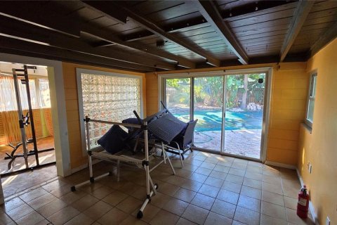 Villa ou maison à vendre à Saint Pete Beach, Floride: 2 chambres, 119.84 m2 № 2431219 - photo 16