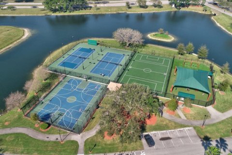 Townhouse in Boca Raton, Florida 2 bedrooms, 140.93 sq.m. № 1172315 - photo 1