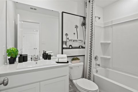 Townhouse in Davenport, Florida 3 bedrooms, 128.02 sq.m. № 2385962 - photo 16