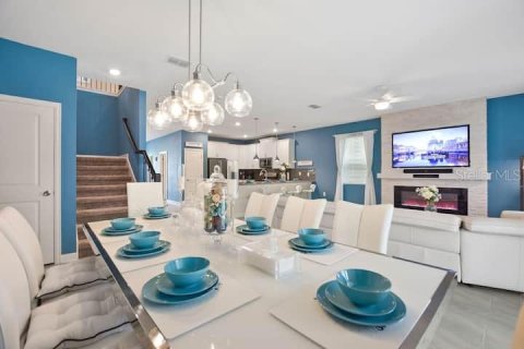 Casa en venta en Kissimmee, Florida, 8 dormitorios, 398.46 m2 № 2232963 - foto 11