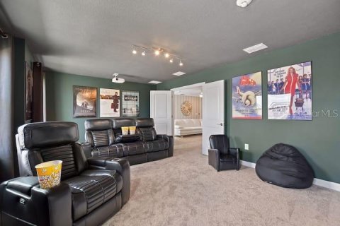 Casa en venta en Kissimmee, Florida, 8 dormitorios, 398.46 m2 № 2232963 - foto 21