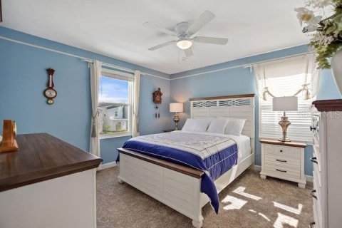 Casa en venta en Kissimmee, Florida, 8 dormitorios, 398.46 m2 № 2232963 - foto 30