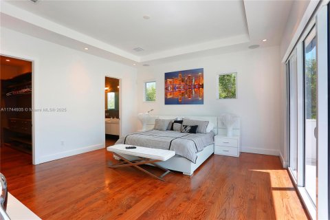 Villa ou maison à louer à Key Biscayne, Floride: 5 chambres, 343.83 m2 № 2022540 - photo 7