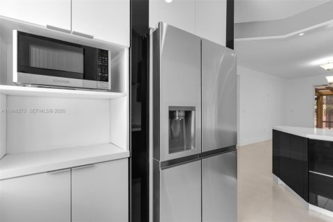 Townhouse in Homestead, Florida 4 bedrooms, 146.04 sq.m. № 2028106 - photo 6