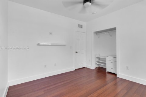 Townhouse in Homestead, Florida 4 bedrooms, 146.04 sq.m. № 2028106 - photo 24