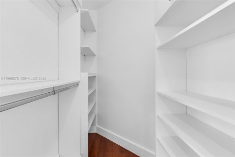 Townhouse in Homestead, Florida 4 bedrooms, 146.04 sq.m. № 2028106 - photo 21