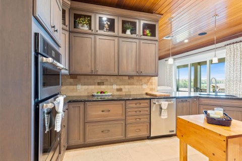 Casa en venta en Dade City, Florida, 3 dormitorios, 274.62 m2 № 1555094 - foto 20
