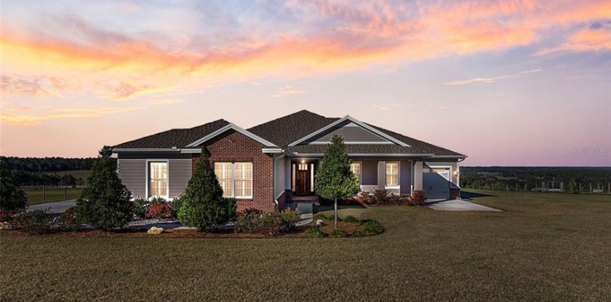 Casa en Dade City, Florida 3 dormitorios, 274.62 m2 № 1555094
