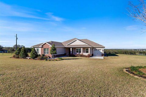Casa en venta en Dade City, Florida, 3 dormitorios, 274.62 m2 № 1555094 - foto 2