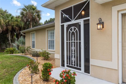 Villa ou maison à vendre à North Port, Floride: 3 chambres, 117.71 m2 № 2399461 - photo 3