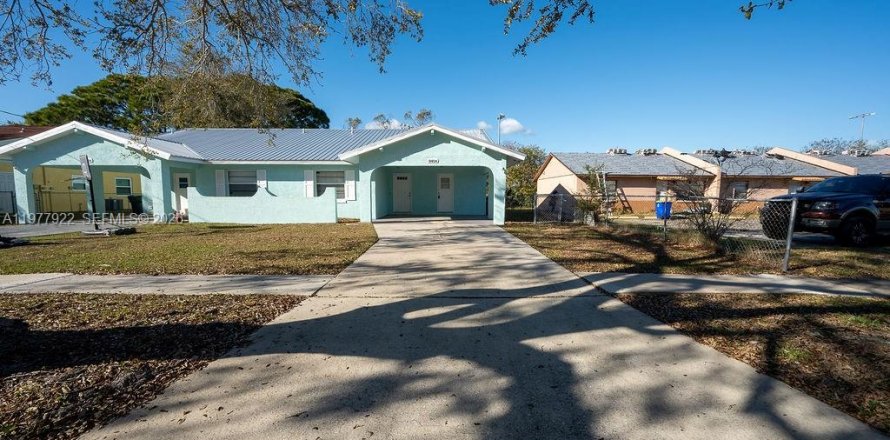 Immobilier commercial à Rockledge, Floride 204.57 m2 № 2042562