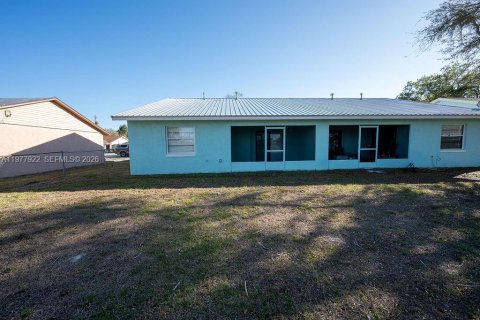 Immobilier commercial à vendre à Rockledge, Floride: 204.57 m2 № 2042562 - photo 13