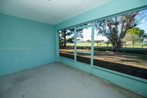 Immobilier commercial à vendre à Rockledge, Floride: 204.57 m2 № 2042562 - photo 11