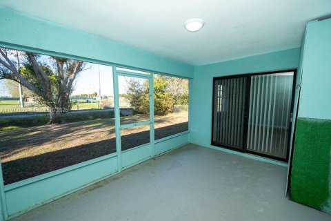 Immobilier commercial à vendre à Rockledge, Floride: 204.57 m2 № 2042562 - photo 10