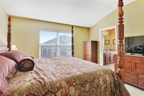 Condo in Orlando, Florida, 3 bedrooms  № 1901595 - photo 8
